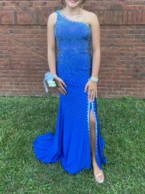 One-Shoulder Royal Blue Evening Gown with Beaded Detail